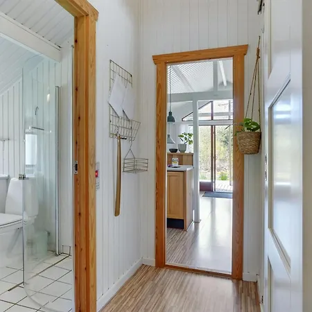 Feriehus Aghwith - 1-2km From The Sea By Interhome *
